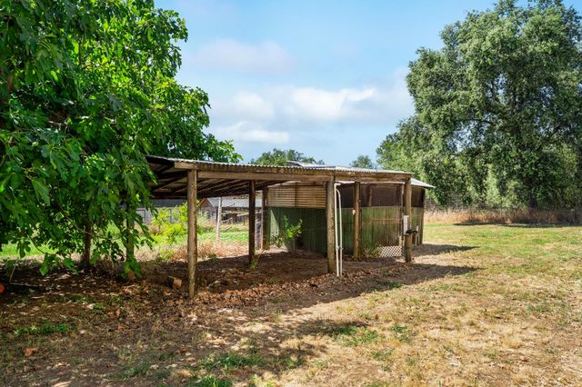 3270 Ayres Holmes Rd, Auburn, CA 95602