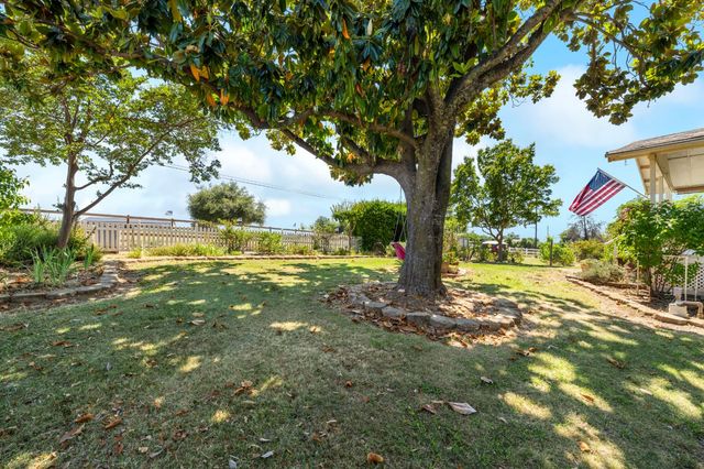 3270 Ayres Holmes Rd, Auburn, CA 95602