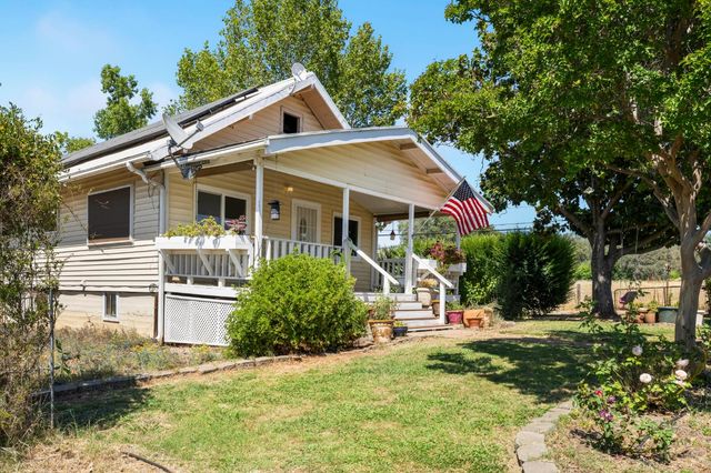 3270 Ayres Holmes Rd, Auburn, CA 95602
