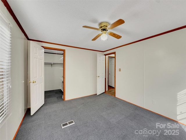 3215 Shadybark Trail, Catawba, SC 29704