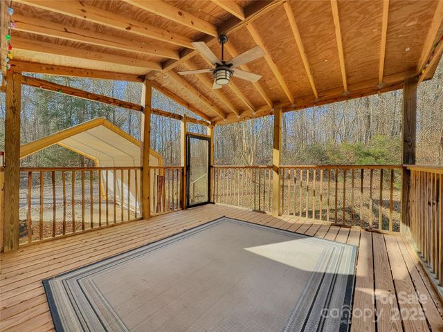3215 Shadybark Trail, Catawba, SC 29704