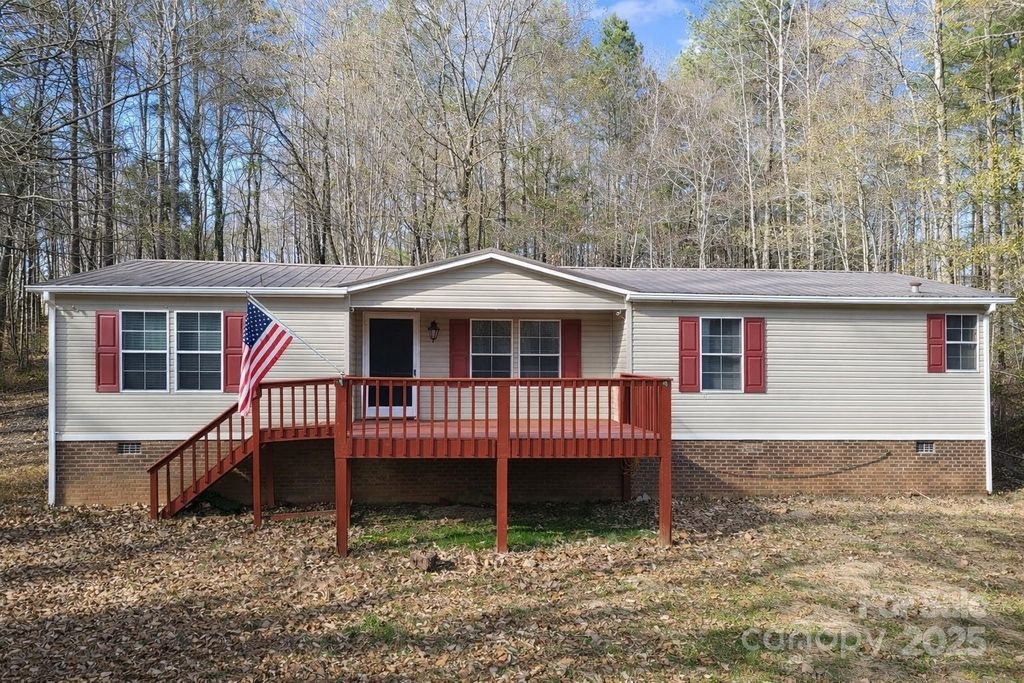 3215 Shadybark Trail, Catawba, SC 29704