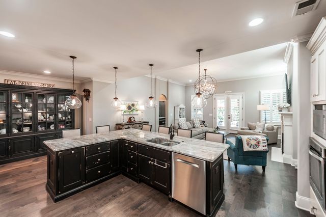 1027 Jarman Ln, Gallatin, TN 37066