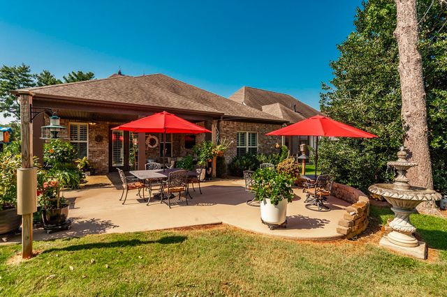 1027 Jarman Ln, Gallatin, TN 37066