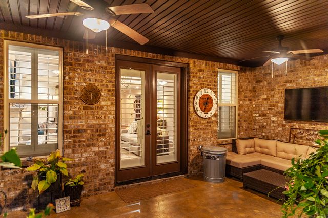 1027 Jarman Ln, Gallatin, TN 37066