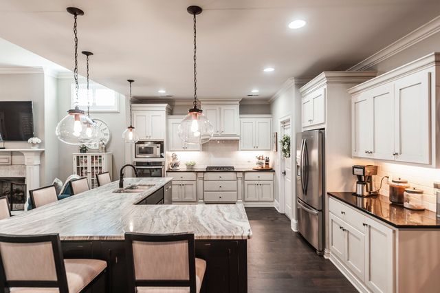 1027 Jarman Ln, Gallatin, TN 37066