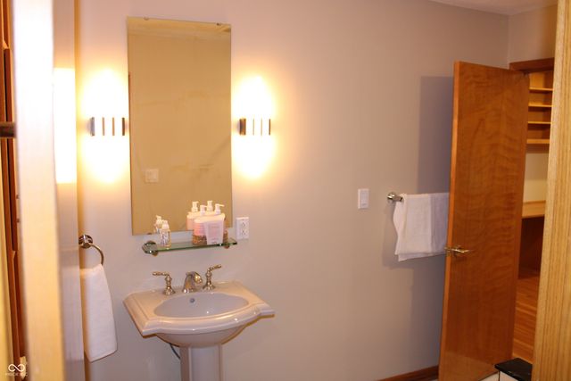 7577 Ballinshire S, Indianapolis, IN 46254