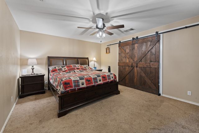 529 Mckittrick Court, Godley, TX 76044