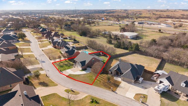 529 Mckittrick Court, Godley, TX 76044