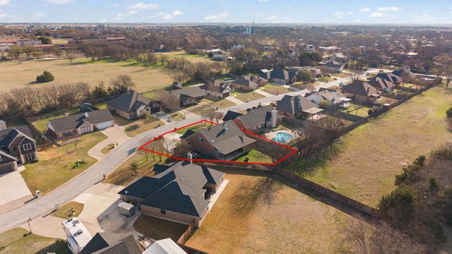529 Mckittrick Court, Godley, TX 76044