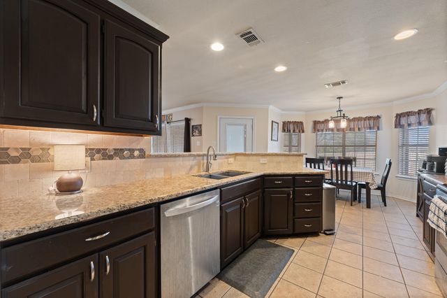 529 Mckittrick Court, Godley, TX 76044