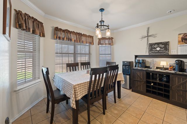 529 Mckittrick Court, Godley, TX 76044