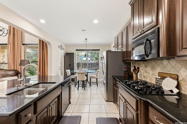 18902 SALADO CYN, San Antonio, TX 78258