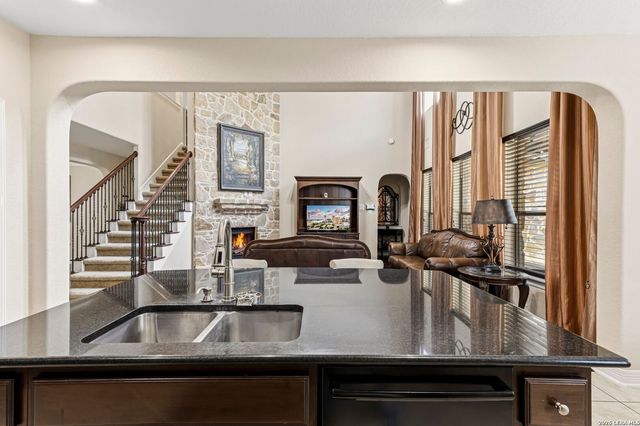 18902 SALADO CYN, San Antonio, TX 78258