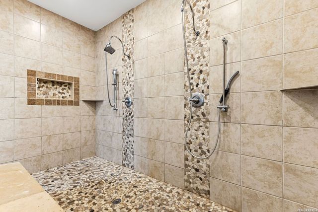 18902 SALADO CYN, San Antonio, TX 78258