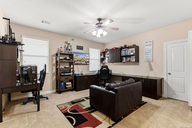 18902 SALADO CYN, San Antonio, TX 78258