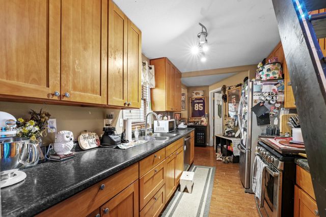 100 21St Street NW, Minot, ND 58703