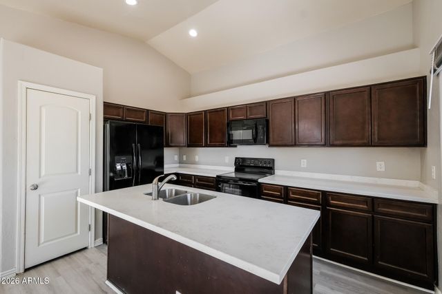 610 E DEE Street, Avondale, AZ 85323