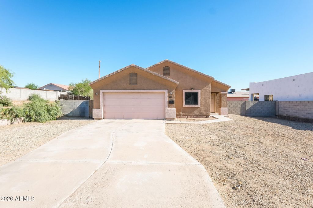 610 E DEE Street, Avondale, AZ 85323