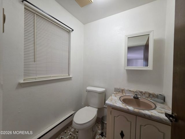 33B Edinburgh Lane, Manchester, NJ 08759