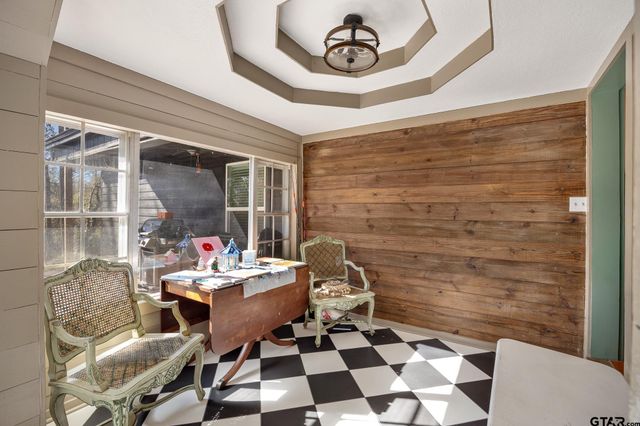 20616 E Grove Club Lake Rd, Whitehouse, TX 75791