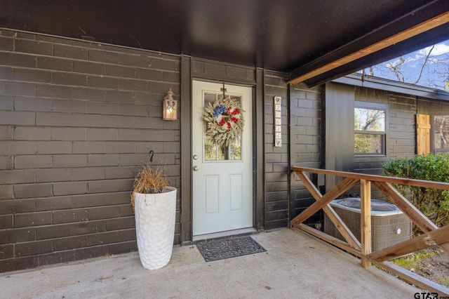 20616 E Grove Club Lake Rd, Whitehouse, TX 75791