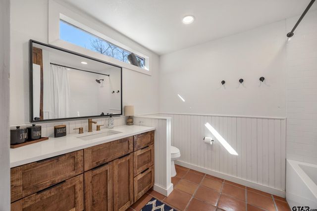 20616 E Grove Club Lake Rd, Whitehouse, TX 75791