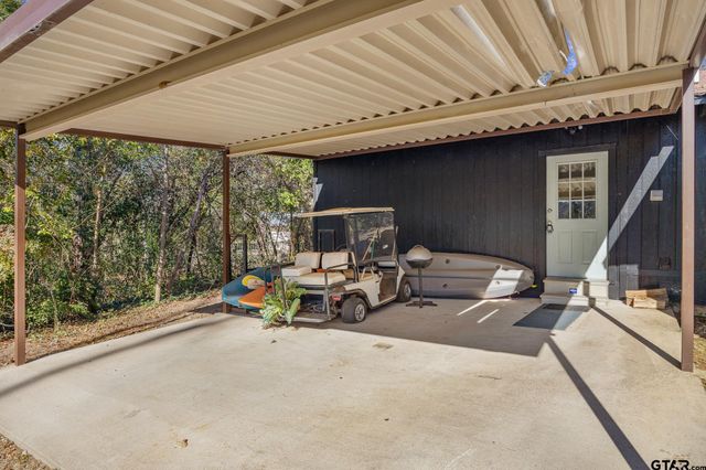 20616 E Grove Club Lake Rd, Whitehouse, TX 75791