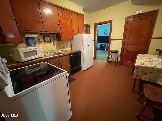 26 Knight Street, Glens Falls, NY 12801