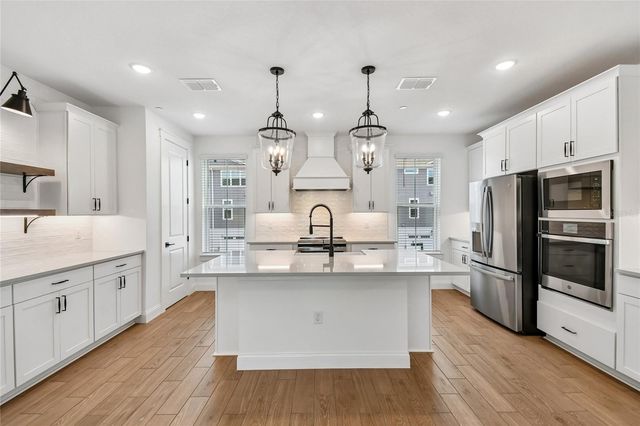 230 PASQUALA WAY, Oviedo, FL 32765