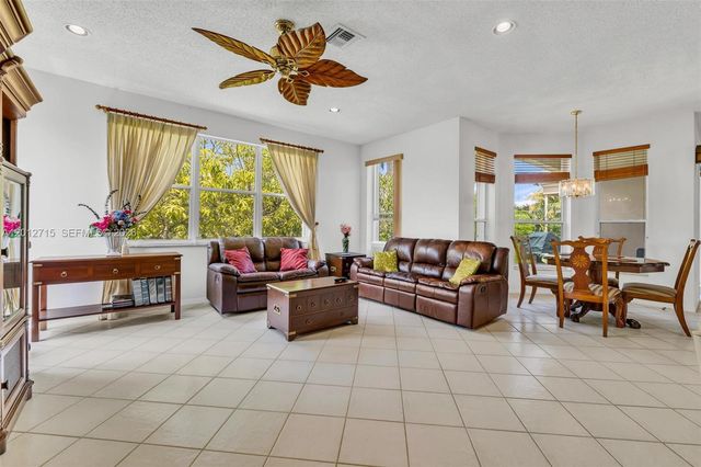18081 SW 33rd St, Miramar, FL 33029