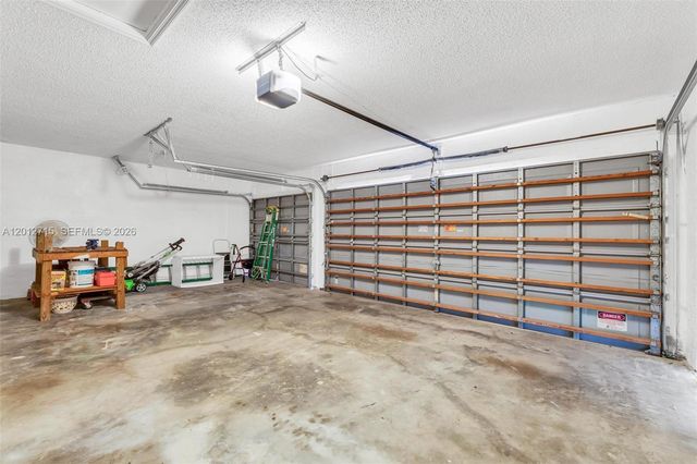 18081 SW 33rd St, Miramar, FL 33029
