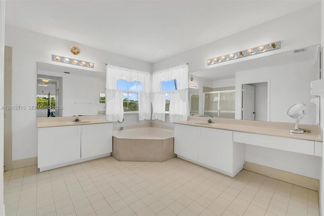 18081 SW 33rd St, Miramar, FL 33029