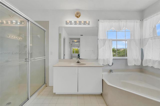 18081 SW 33rd St, Miramar, FL 33029