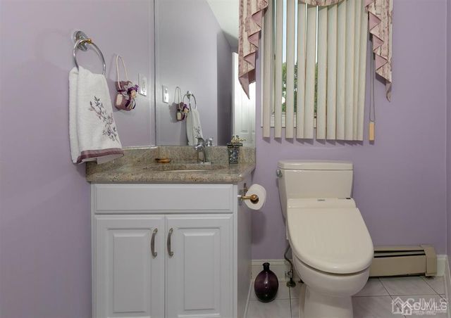 15 Gallo Way, Edison, NJ 08820