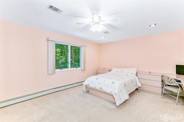 15 Gallo Way, Edison, NJ 08820