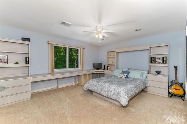 15 Gallo Way, Edison, NJ 08820