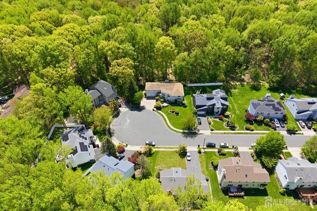 15 Gallo Way, Edison, NJ 08820