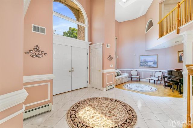 15 Gallo Way, Edison, NJ 08820