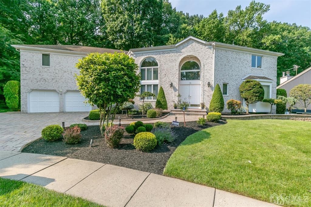 15 Gallo Way, Edison, NJ 08820