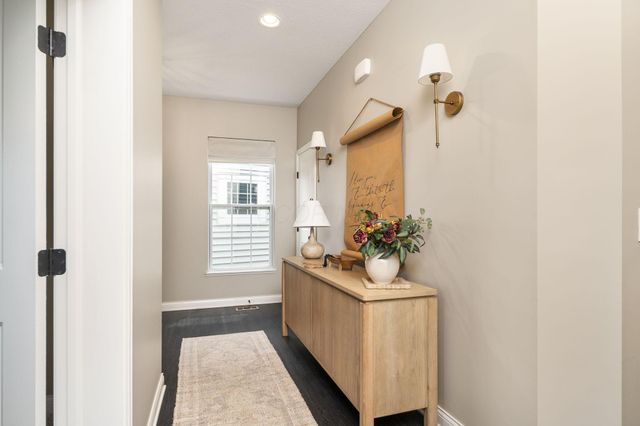 1423 Leesland Drive, Westerville, OH 43081
