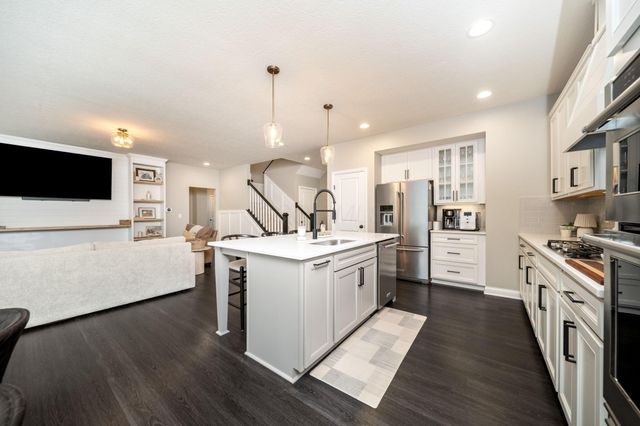 1423 Leesland Drive, Westerville, OH 43081