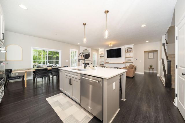 1423 Leesland Drive, Westerville, OH 43081