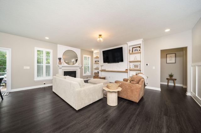 1423 Leesland Drive, Westerville, OH 43081