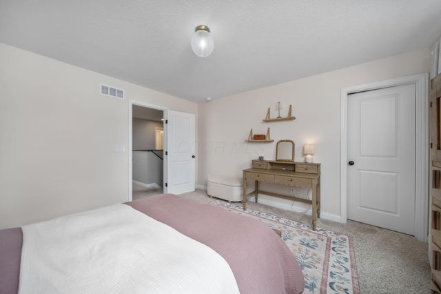 1423 Leesland Drive, Westerville, OH 43081