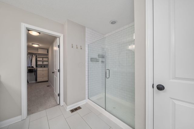 1423 Leesland Drive, Westerville, OH 43081