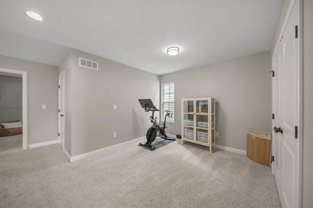 1423 Leesland Drive, Westerville, OH 43081