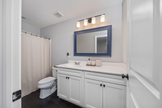 1423 Leesland Drive, Westerville, OH 43081
