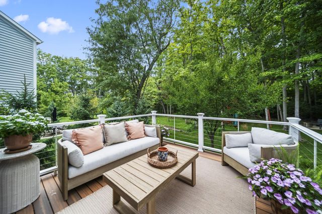 1423 Leesland Drive, Westerville, OH 43081