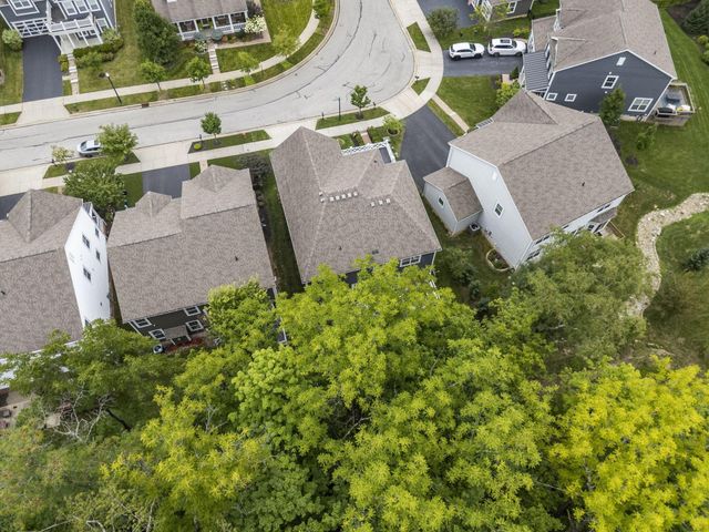 1423 Leesland Drive, Westerville, OH 43081